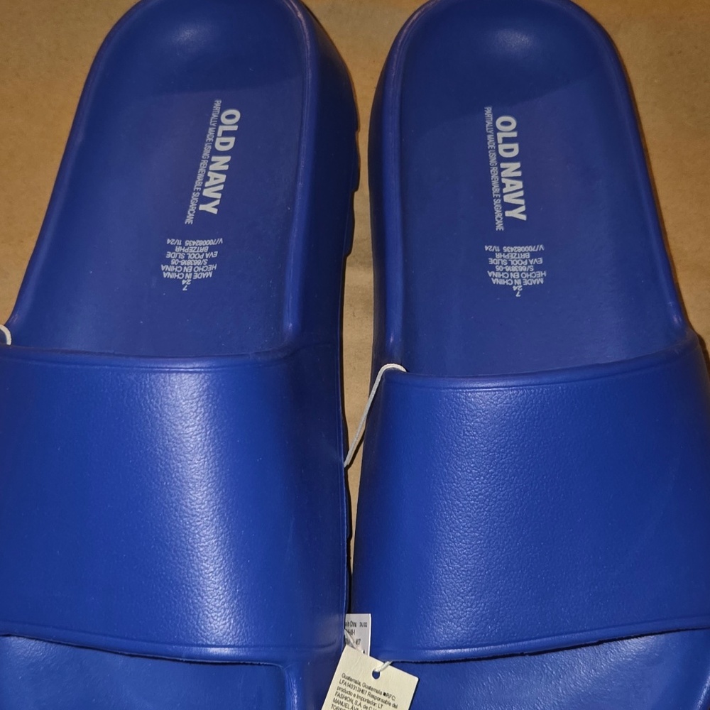 OLD NAVY Slides